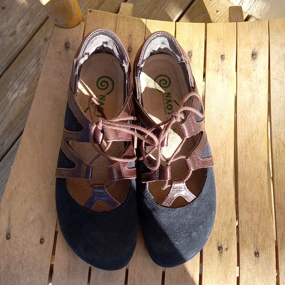 NAOT BLUE SUEDE LEATHER LACE UP MARY JANE SHOES SANDALS SIZE 36 U.S.A 5 - Picture 2 of 16